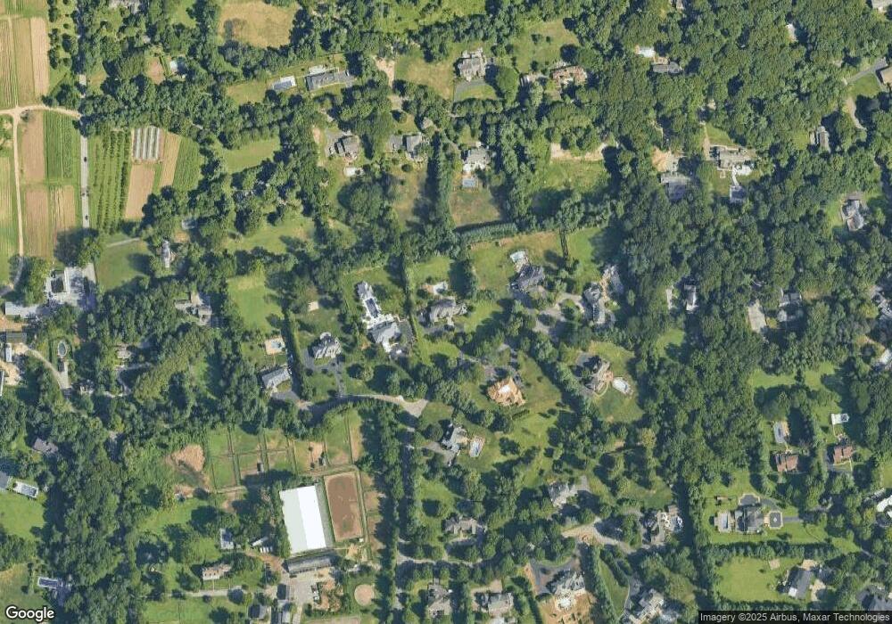 24 Hunt Ct, Glen Head, NY 11545 - photo 1