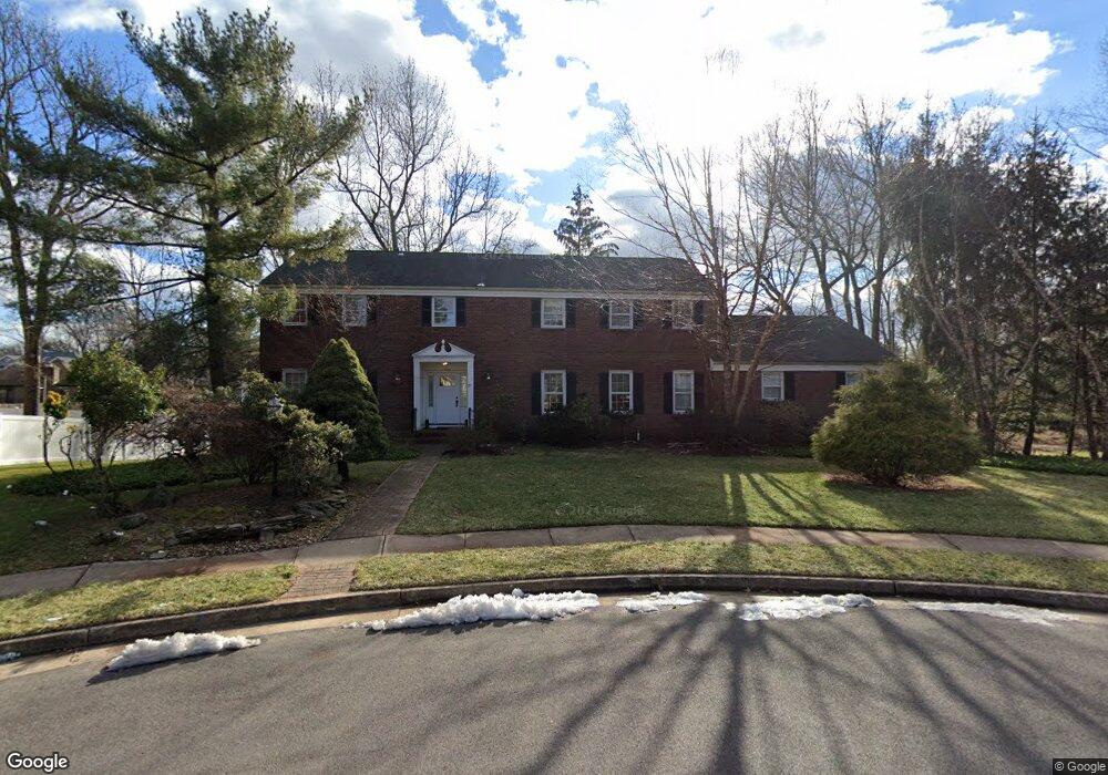 7 Bluebird Ct, Edison, NJ 08820 - photo 1