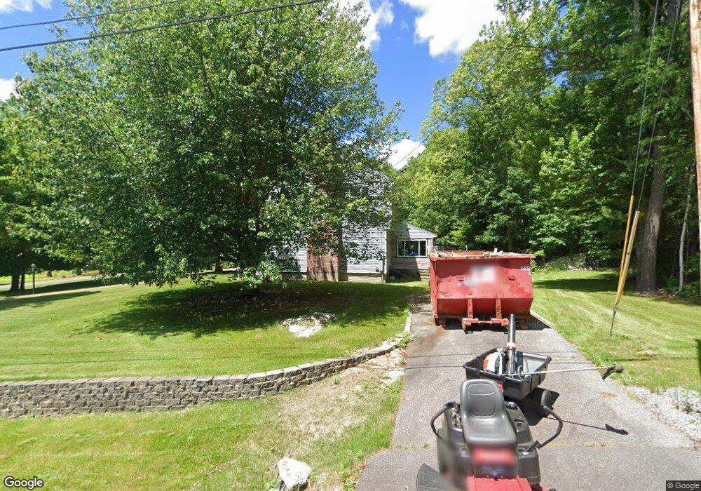 27 Autumn St, Goffstown, NH 03045 - photo 1