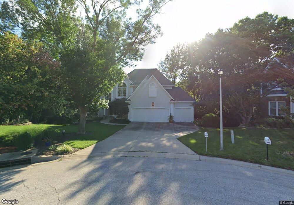 5718 Pflumm Rd, Shawnee, KS 66216 - photo 1