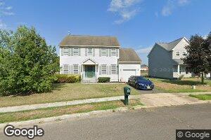 3 New Mills Dr, Pemberton, NJ 08068