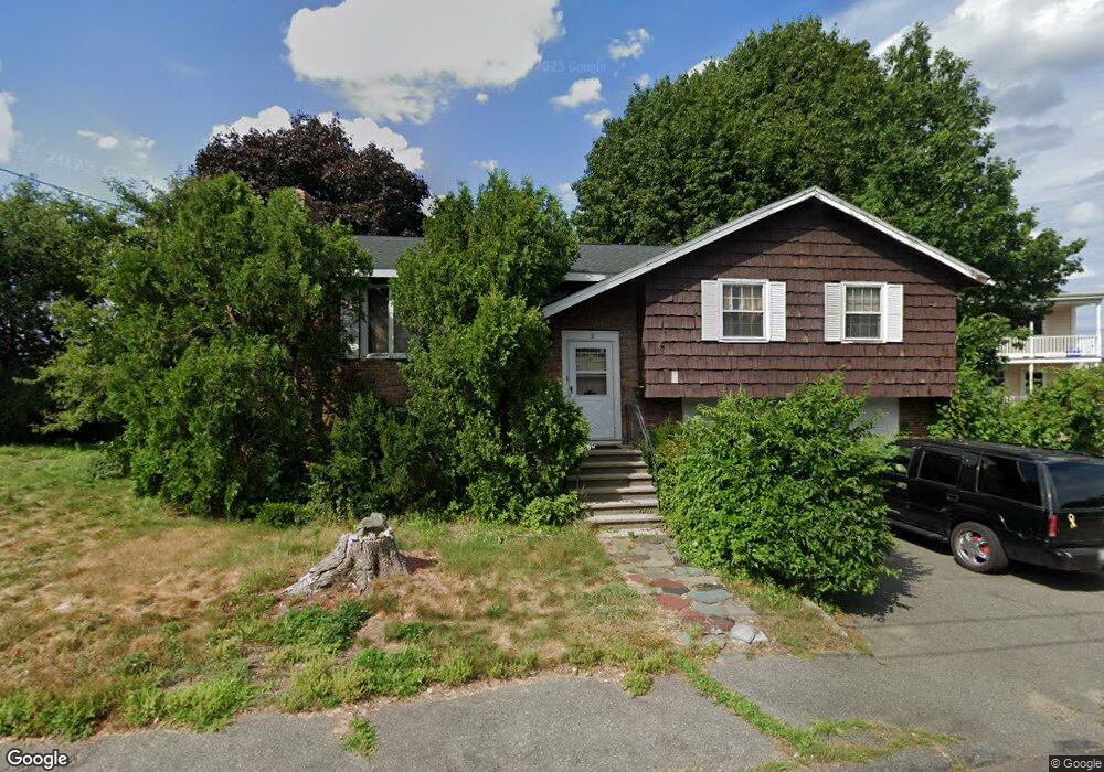 2 Marion Rd, Salem, MA 01970 - photo 1