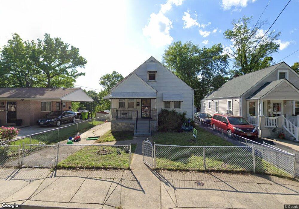 527 Capitol Heights Blvd, Capitol Heights, MD 20743 - photo 1