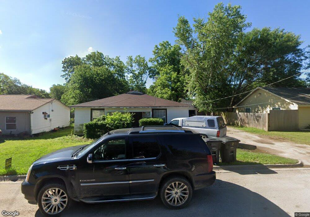 309 Myers Ave, Cleburne, TX 76033 - photo 1