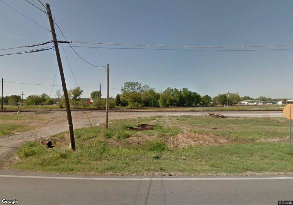 900 N J M Davis Blvd, Claremore, OK 74017 - photo 1