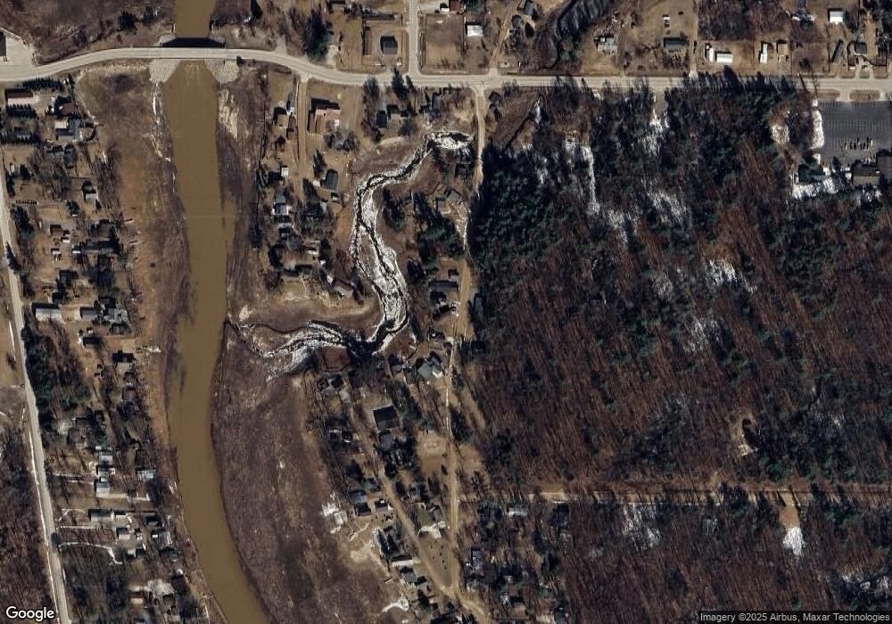 4050 Bayview Dr, Beaverton, MI 48612 - photo 1