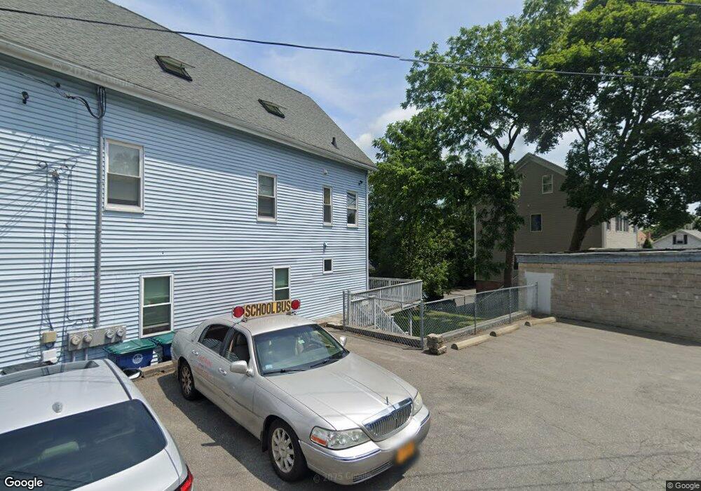 13 Bryant St, Salem, MA 01970 - photo 1