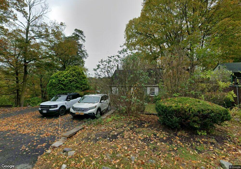 225 Haverstraw Rd, Suffern, NY 10901 - photo 1