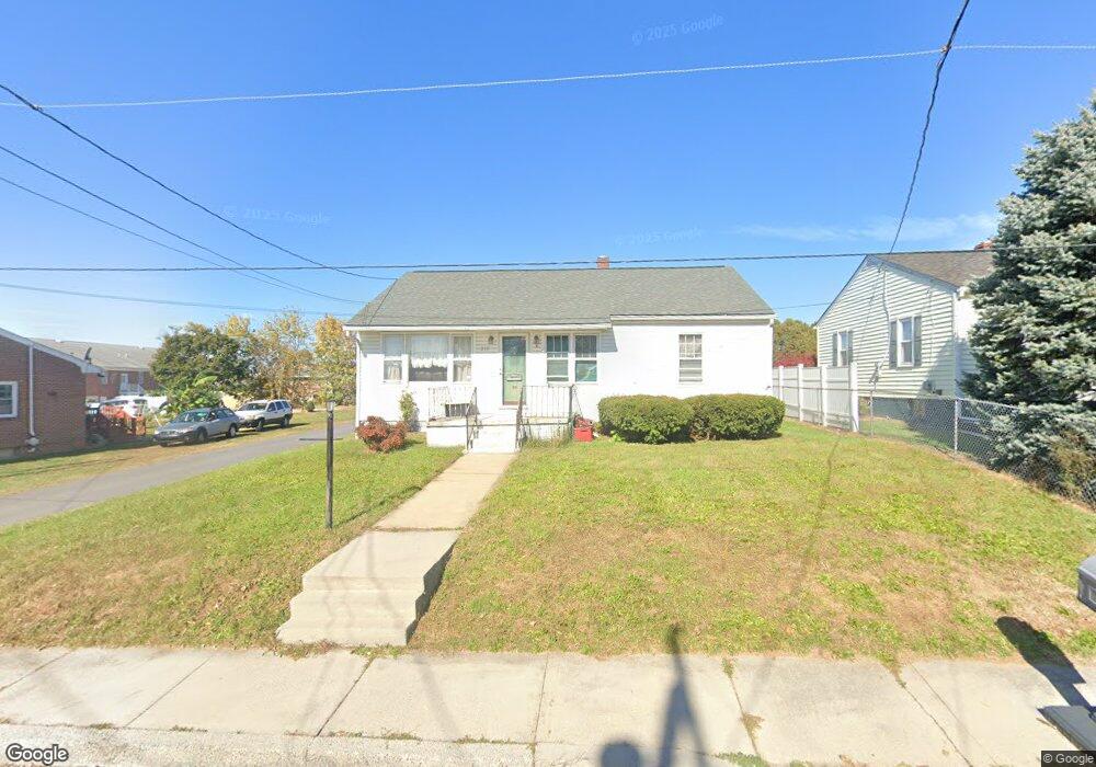 215 E 4th Ave, Ranson, WV 25438 - photo 1