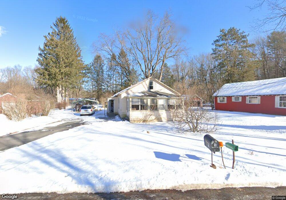 5 Trolley Bed Ln, Saratoga Springs, NY 12866 - photo 1