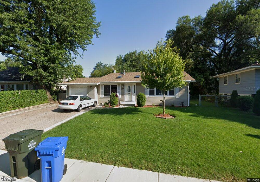 106 Del Rio Rd, Carpentersville, IL 60110 - photo 1