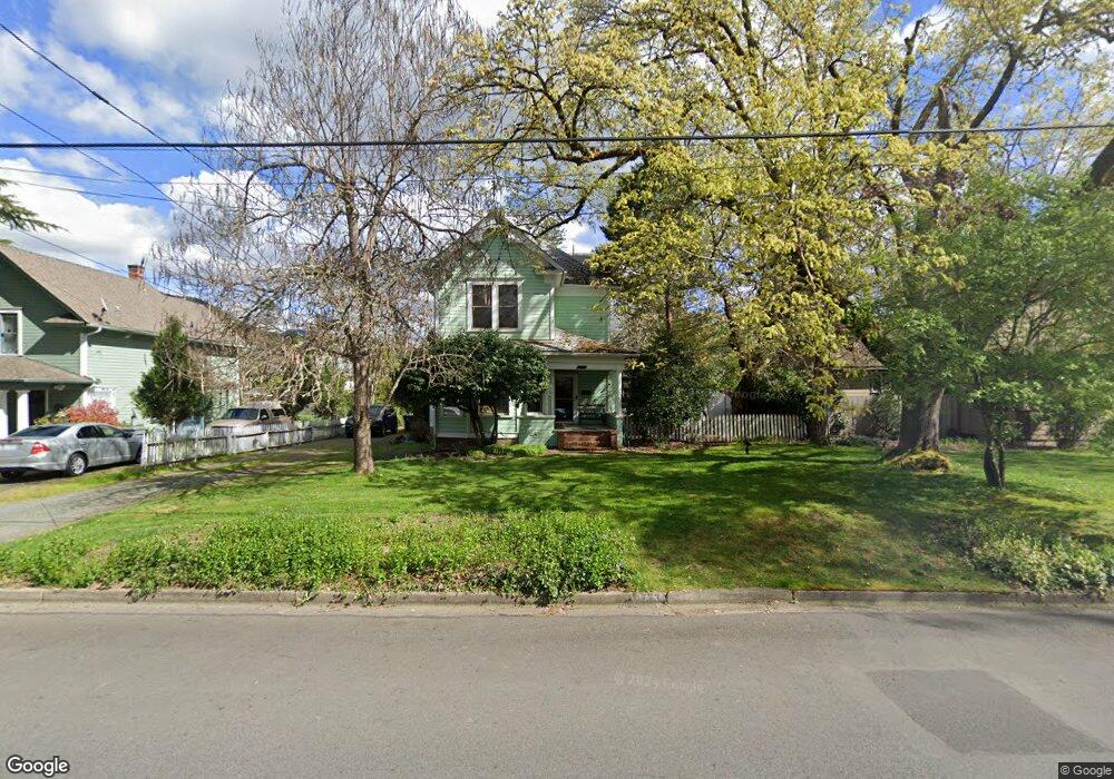 773 NW 2nd St, Grants Pass, OR 97526 - photo 1