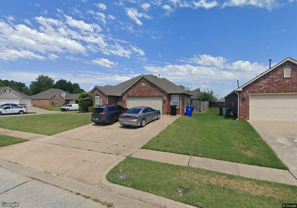 1712 W Durham St, Broken Arrow, OK 74011 - photo 1