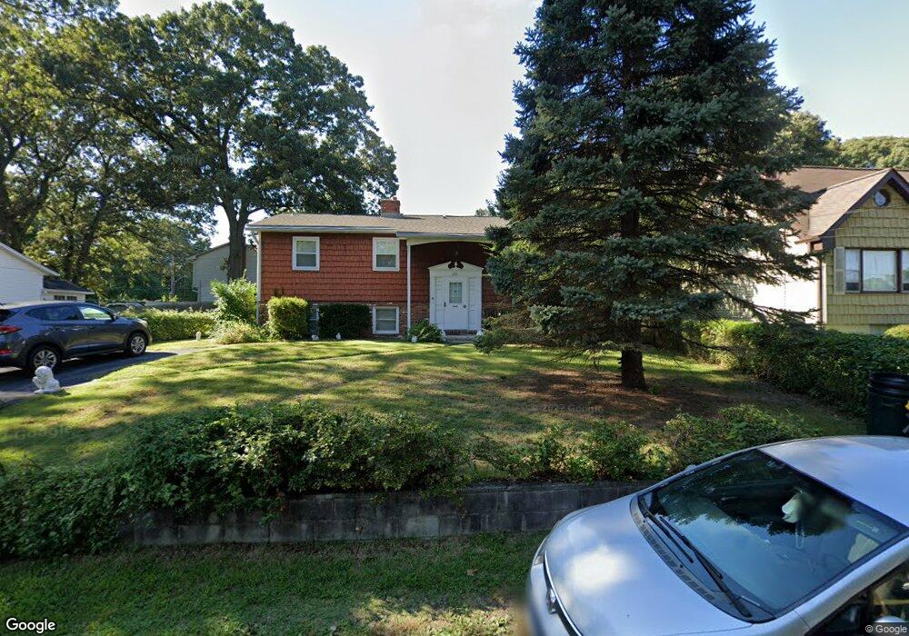 1235 Hillcreek Rd, Pasadena, MD 21122 - photo 1