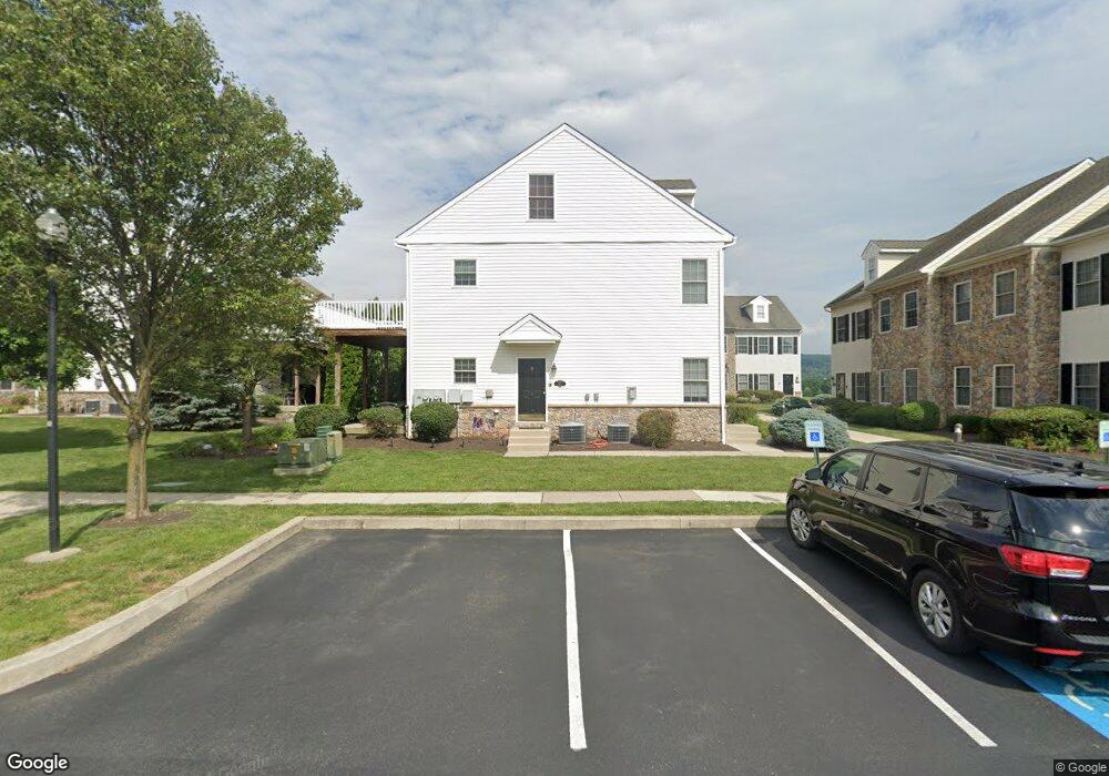 1802 Merlot Dr unit 2nd, Easton, PA 18045 - photo 1