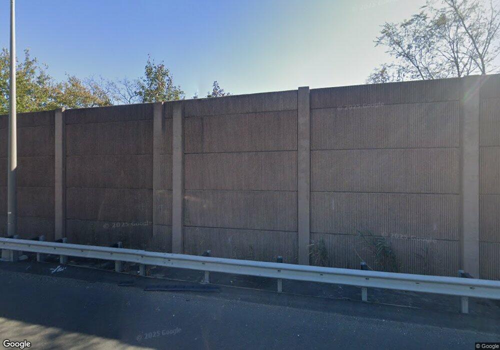 627 Cricket Ln unit 627, Woodbridge, NJ 07095 - photo 1