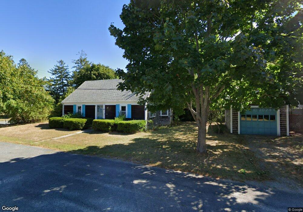 14 Oak St, Hyannis, MA 02601 - photo 1