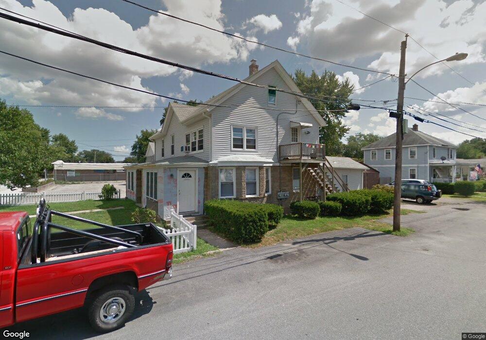 857 W Shore Rd, Warwick, RI 02889 - photo 1