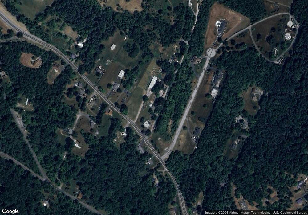 12010 Hippan Hill Rd, Smithsburg, MD 21783 - photo 1