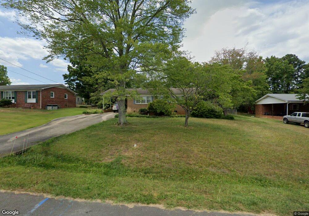 1857 Sewell Dr, Asheboro, NC 27203 - photo 1