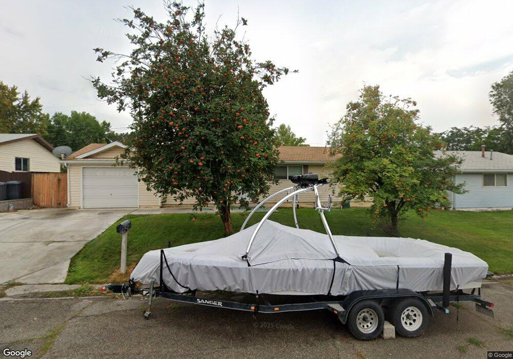 300 Circle Dr, Winnemucca, NV 89445 - photo 1