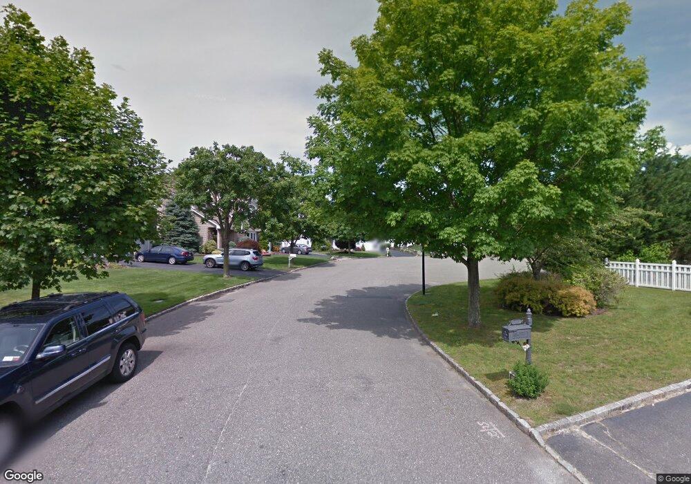 12 Max Way, ComMacK, NY 11725 - photo 1