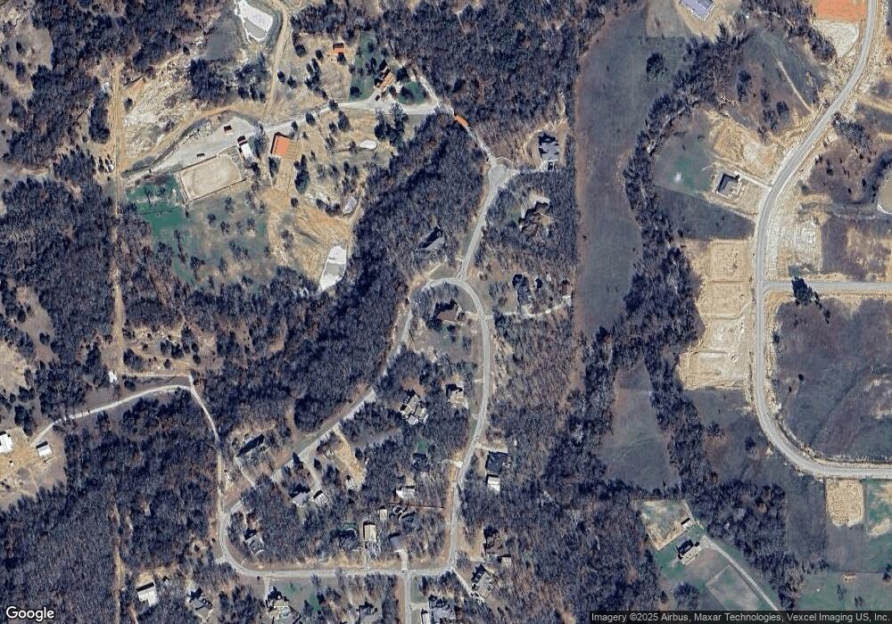 231 Oak Creek Cir, Springtown, TX 76082 - photo 1