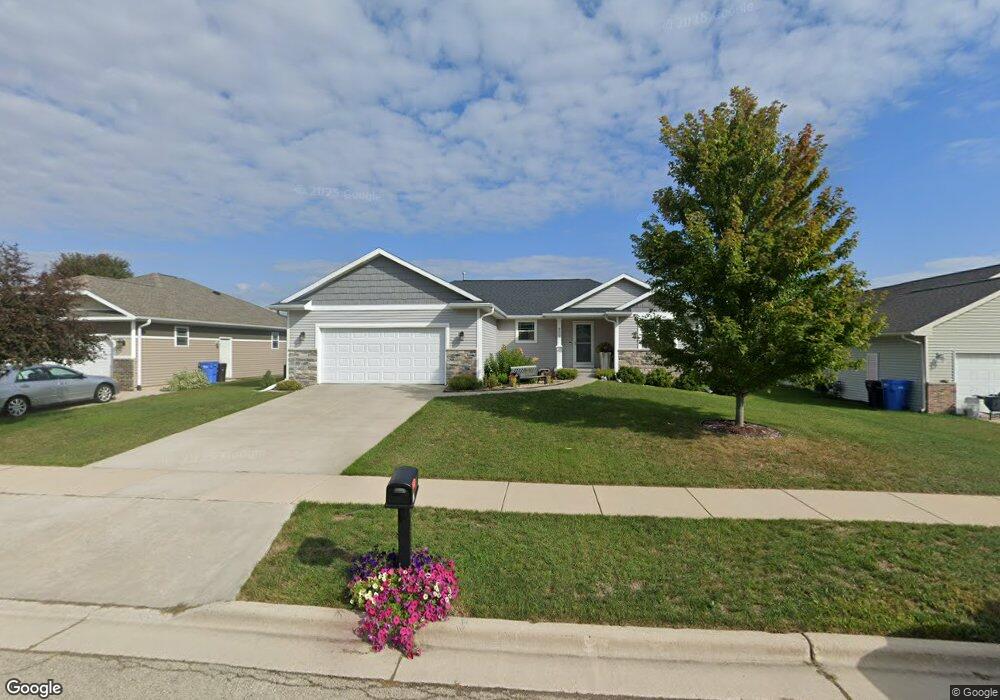 809 Sumac St, Oregon, WI 53575 - photo 1