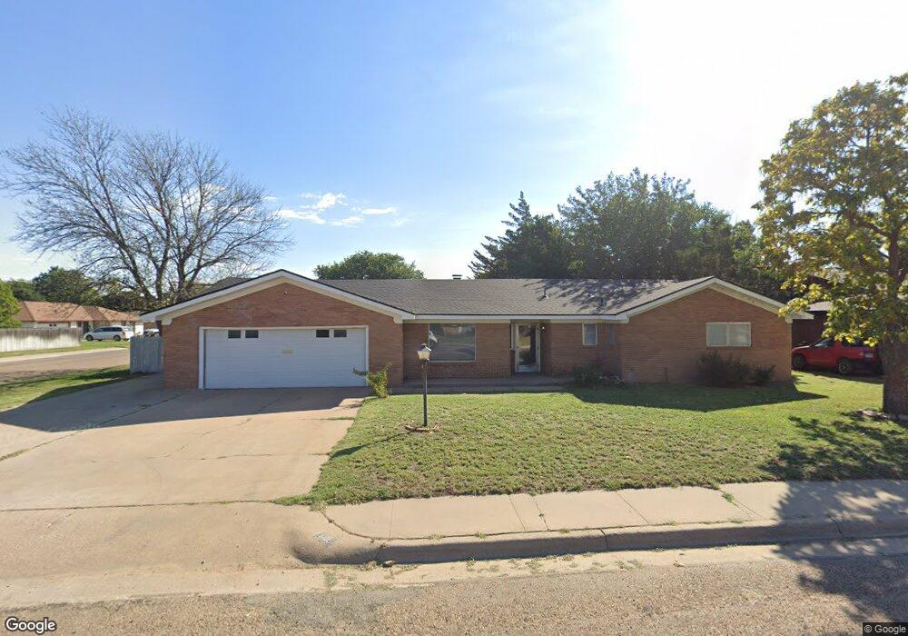 126 Bailey Ave, Dumas, TX 79029 - photo 1