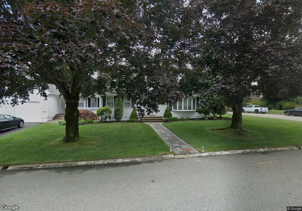 39 E Bel Air Rd, Cranston, RI 02920 - photo 1