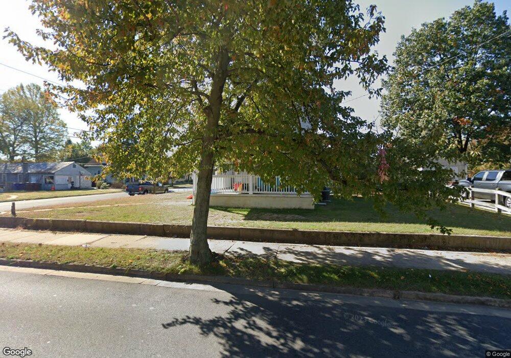 702 Bridgeboro St, Riverside, NJ 08075 - photo 1