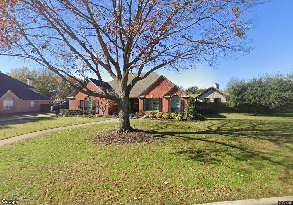 200 Lake Crest Dr, Southlake, TX 76092 - photo 1