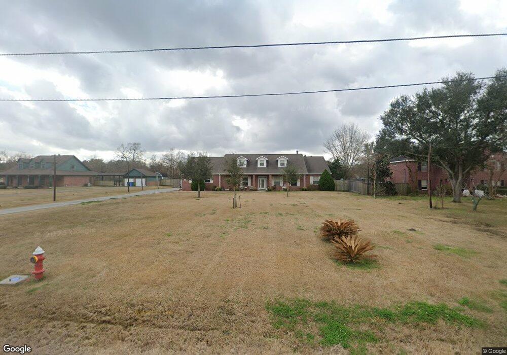 7160 Cemetary Rd, Manvel, TX 77578 - photo 1