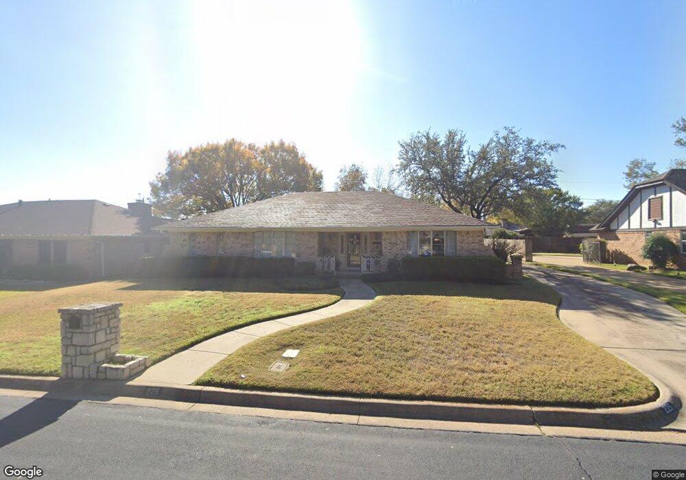225 Baker Dr, Hurst, TX 76054 - photo 1