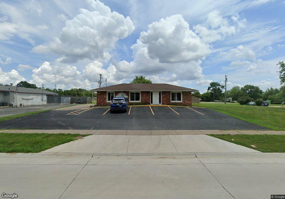 1807 Emerald Dr, Davenport, IA 52804 - photo 1