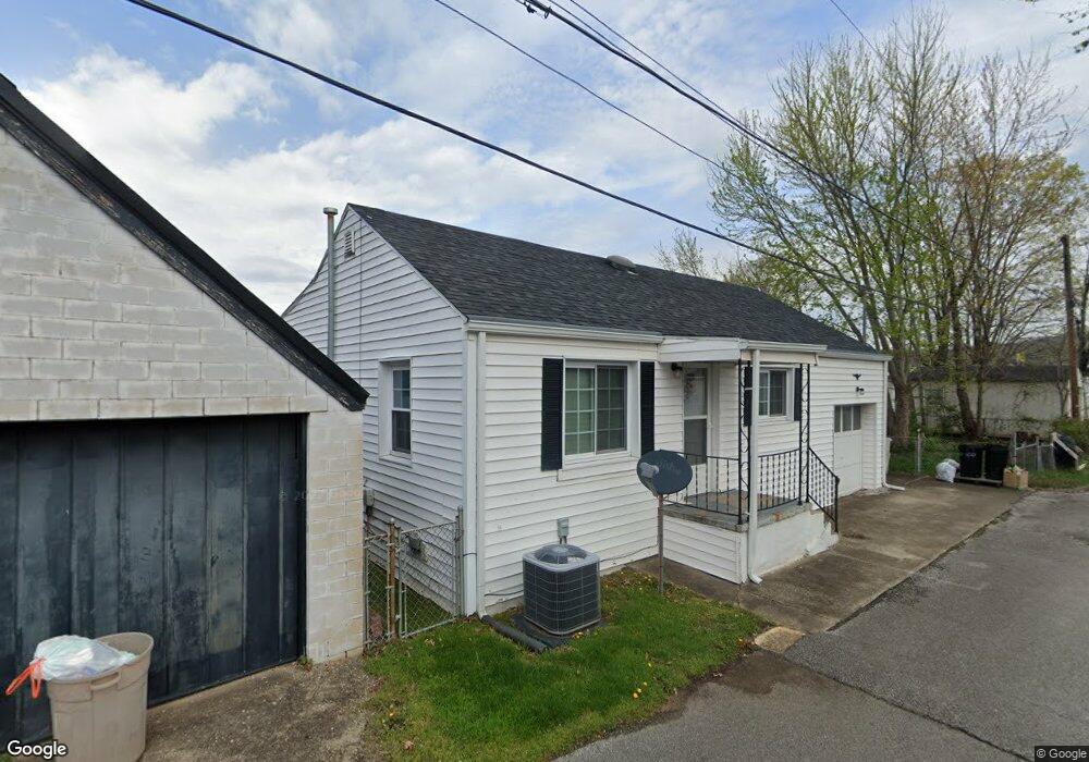 320 15th St, Dunbar, WV 25064 - photo 1