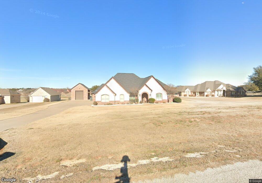 2304 E Emerald Bend Ct, Granbury, TX 76049 - photo 1