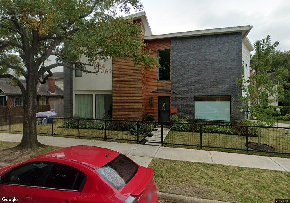 1900 Windsor St, Houston, TX 77006 - photo 1