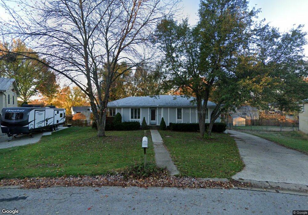 110 Ferncliff St, Lansing, KS 66043 - photo 1