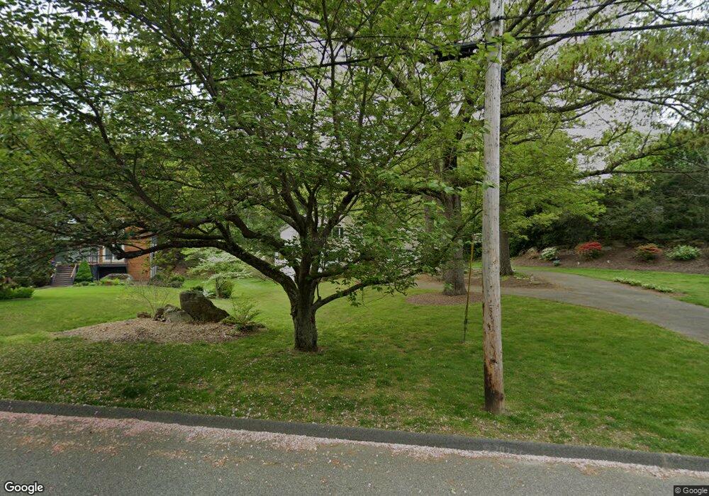 294 Putting Green Rd, Trumbull, CT 06611 - photo 1