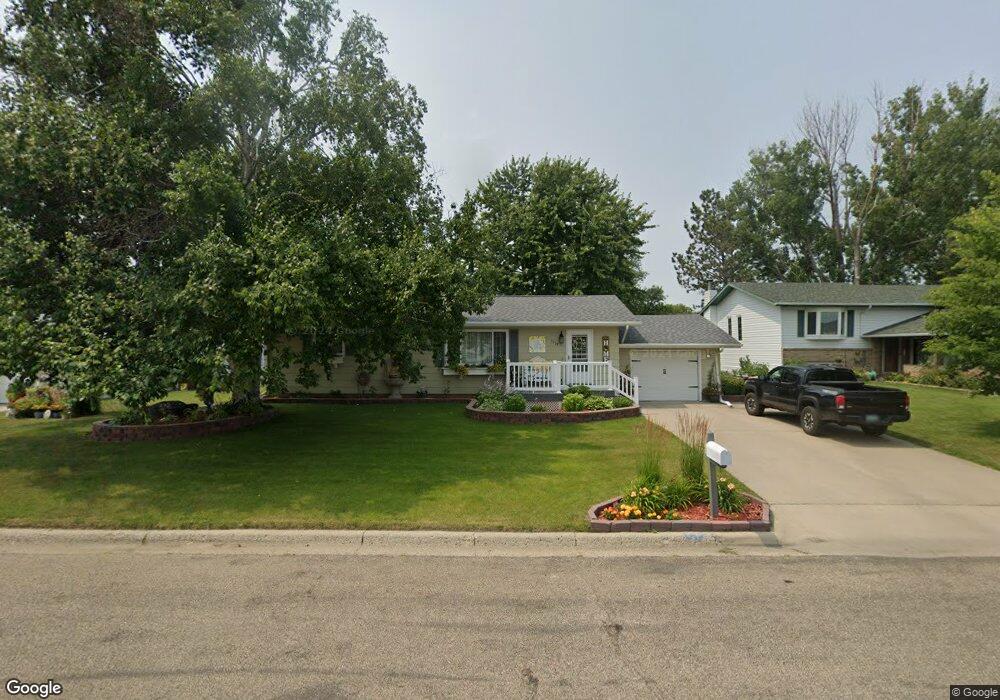1519 7th Ave NE, Jamestown, ND 58401 - photo 1