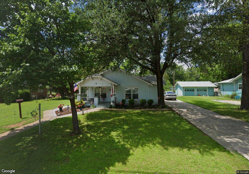 303 Dixon St, Cleburne, TX 76033 - photo 1