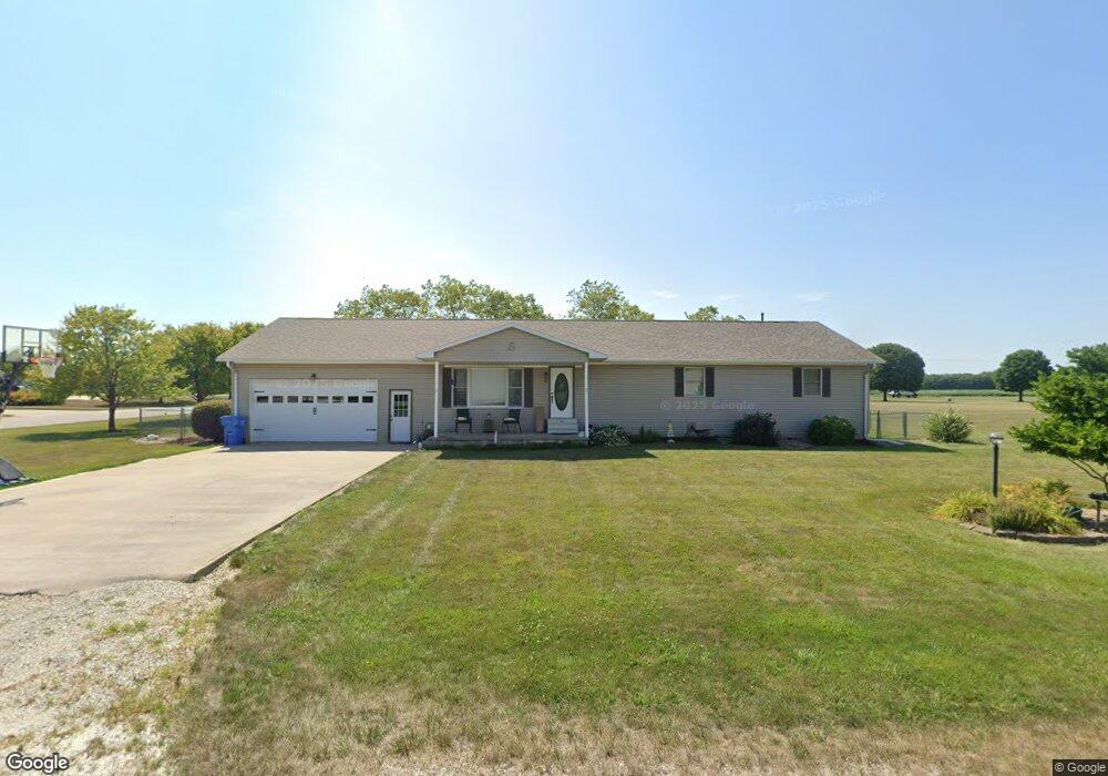 3 N Cedar St, Virginia, IL 62691 - photo 1