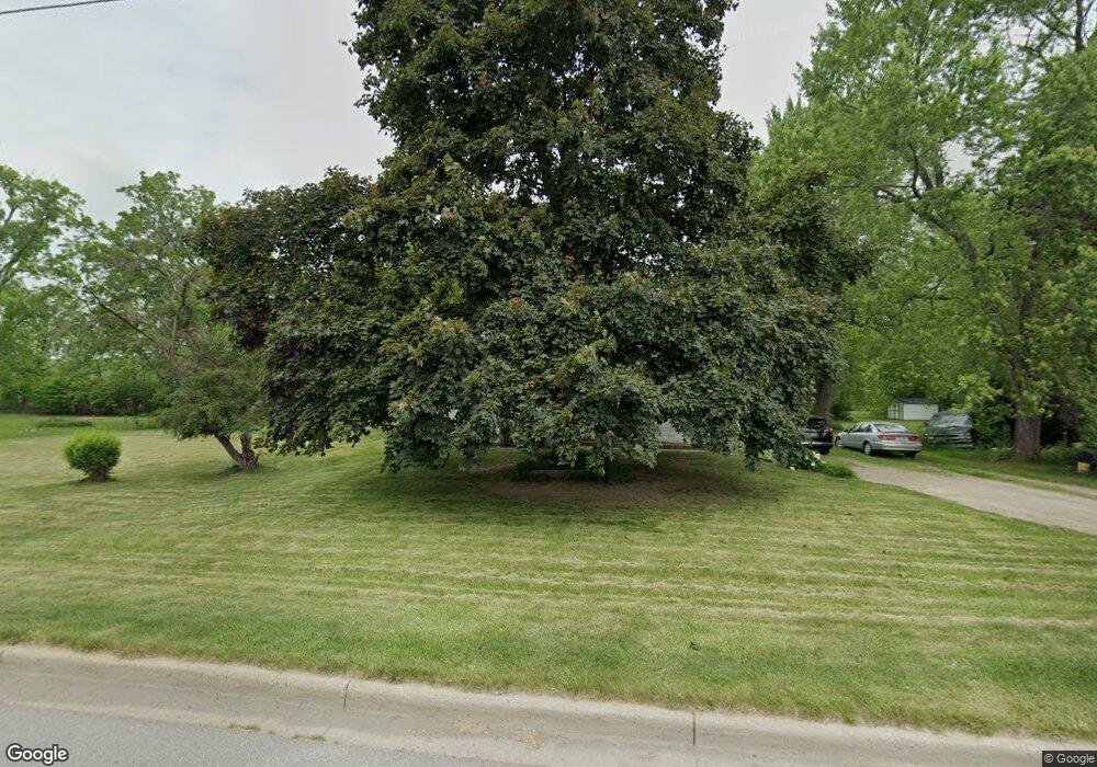 2450 W Carpenter Rd, Flint, MI 48505 - photo 1