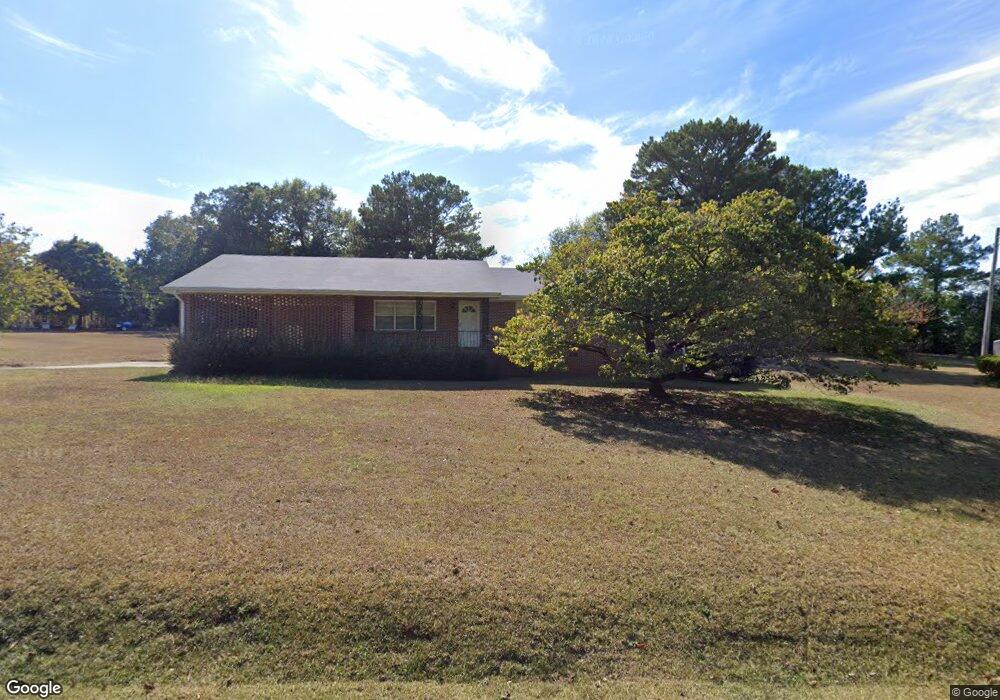 124 Lakeview Dr, Barnesville, GA 30204 - photo 1