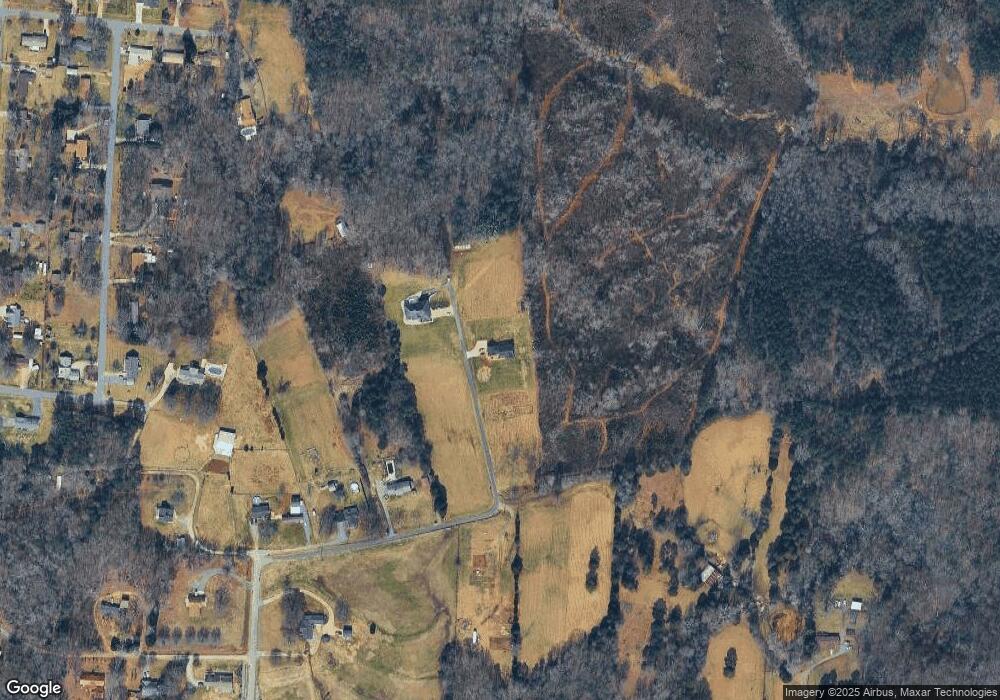 4673 Crabapple St, Conover, NC 28613 - photo 1