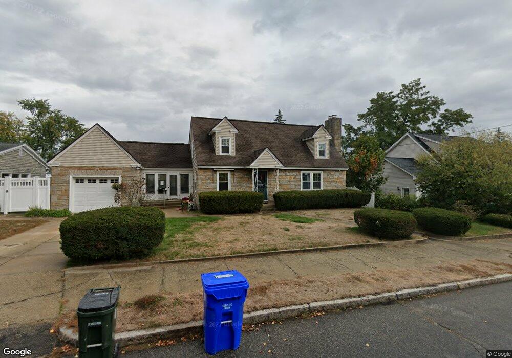 23 Elizabeth Ave, Manchester, NH 03103 - photo 1