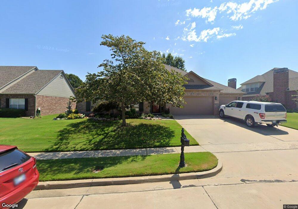 4417 S Redbud Ave, Broken Arrow, OK 74011 - photo 1