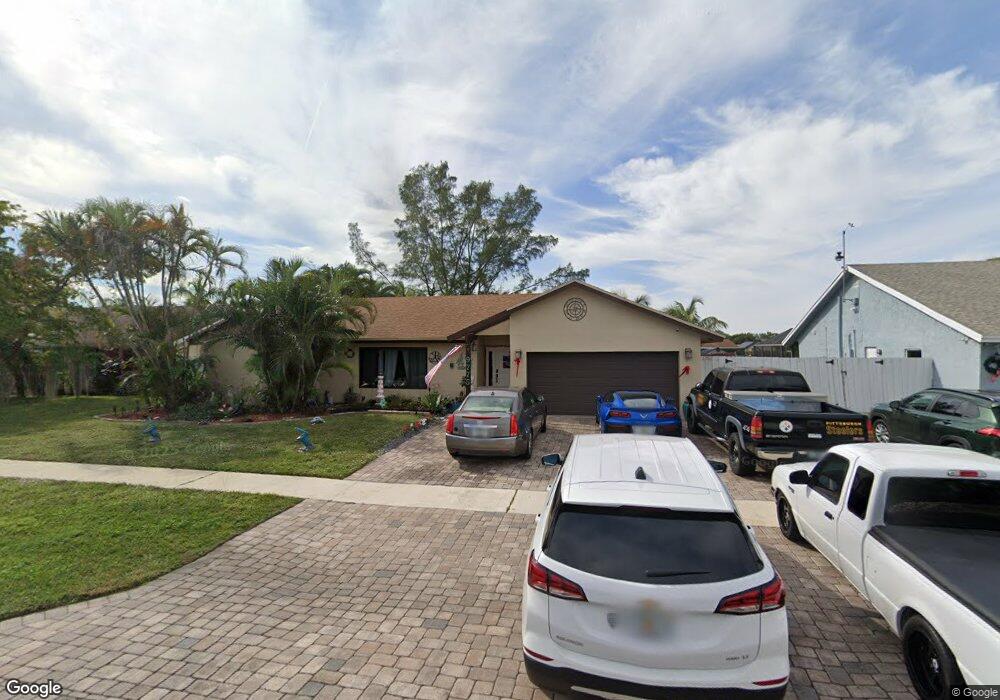 9775 Richmond Cir, Boca Raton, FL 33434 - photo 1