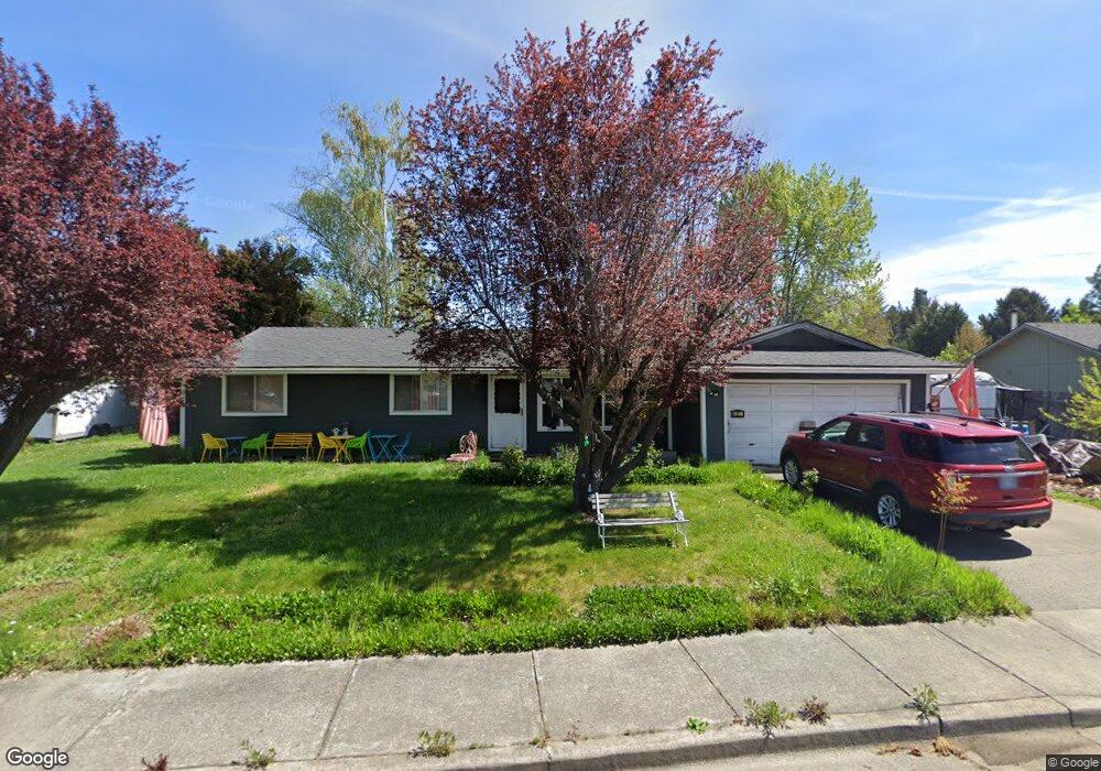 601 Glenn Way, Central Point, OR 97502 - photo 1